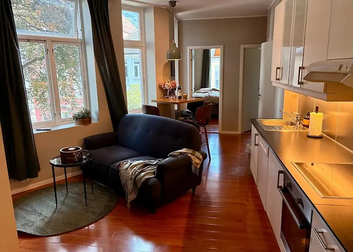 In Building, Close To The Train Station 베르겐